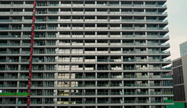 大型建网站公司：连云港网站优化的实战路径