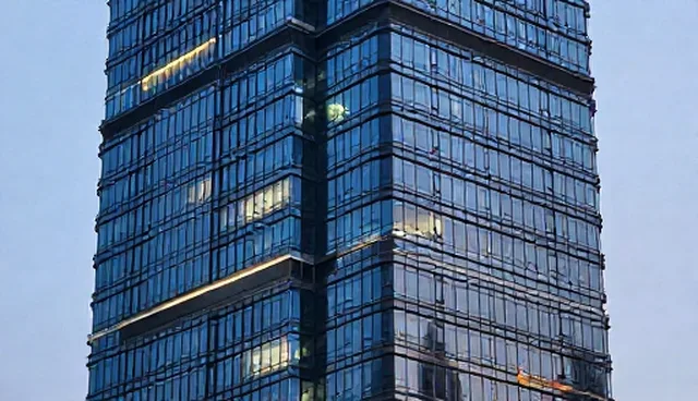 聚合行业资讯的性能优化与适用场景分析